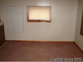 10 Lilac Lane Springfield, IL 62702 - Photo 3 of 12 Gallery Image 3