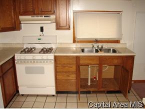 10 Lilac Lane Springfield, IL 62702 - Photo 6 of 12 Gallery Image 6