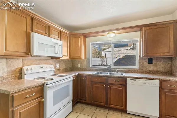 $469,000 | 502 East Boulder Street, Colorado Springs, CO 80903