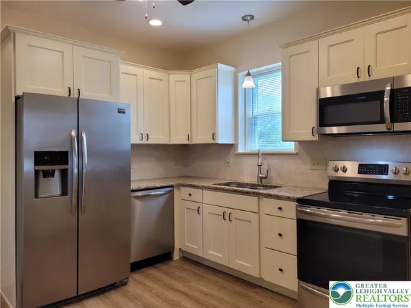 $1,400 | 1024 Delaware Avenue, Unit 1, Bethlehem, PA 18015