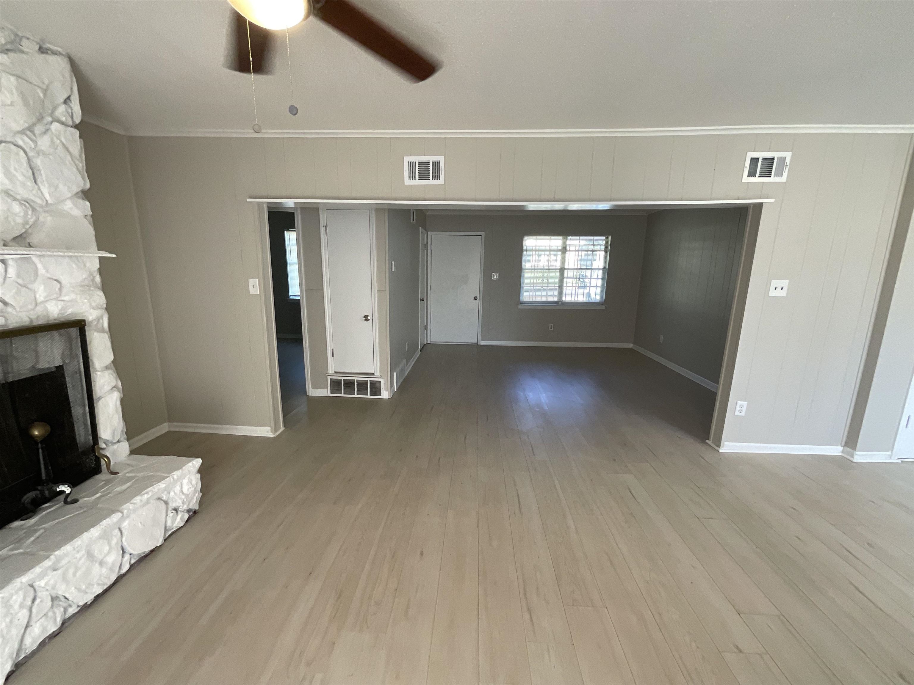 3193 Rendezvous Lane Memphis, TN 38118 - Photo 8 of 24 a view of empty room with wooden floor