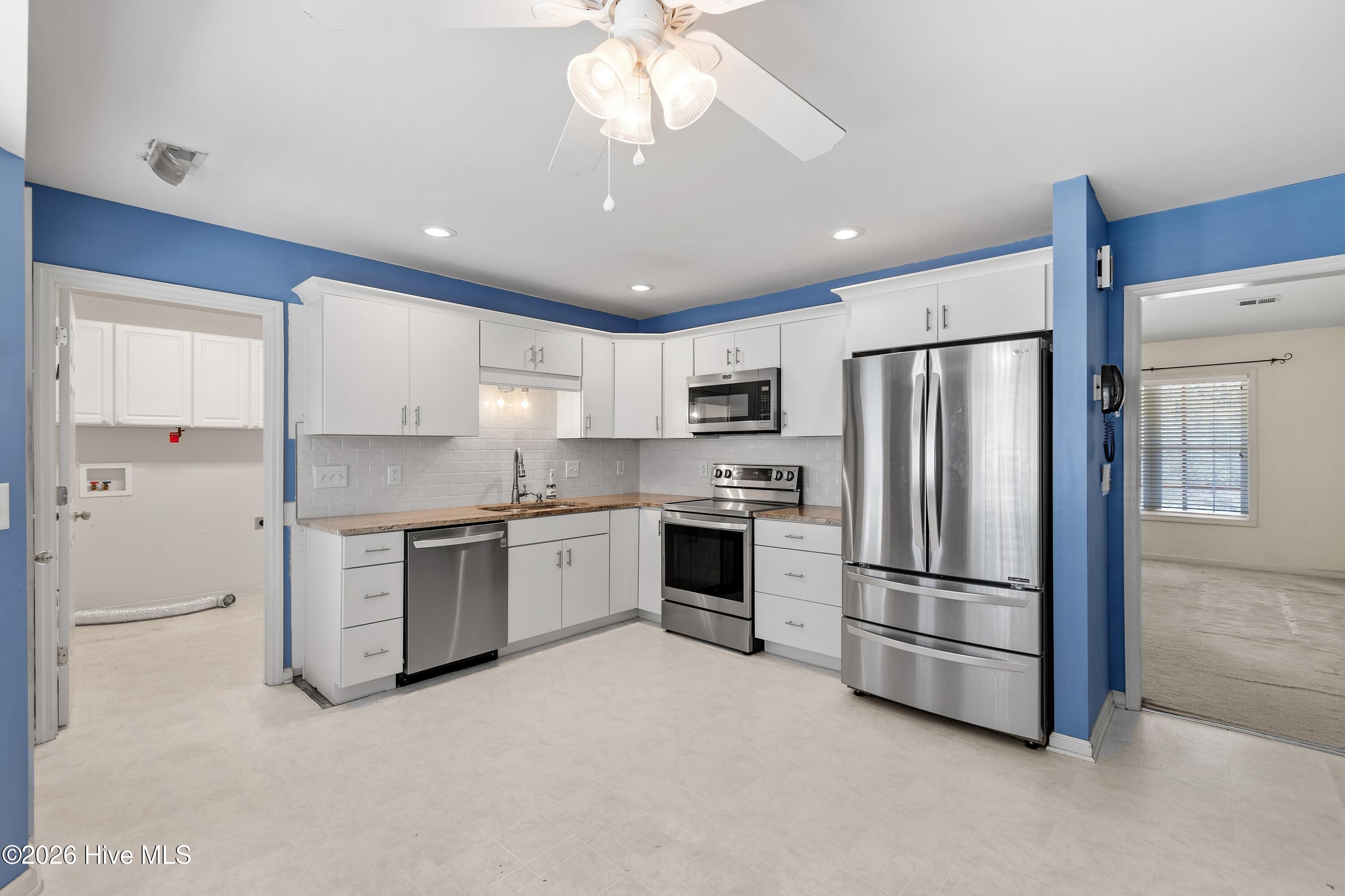 449 Pepperhill Road Southport, NC 28461 - Photo 14 of 45 449PepperhillRd - 21