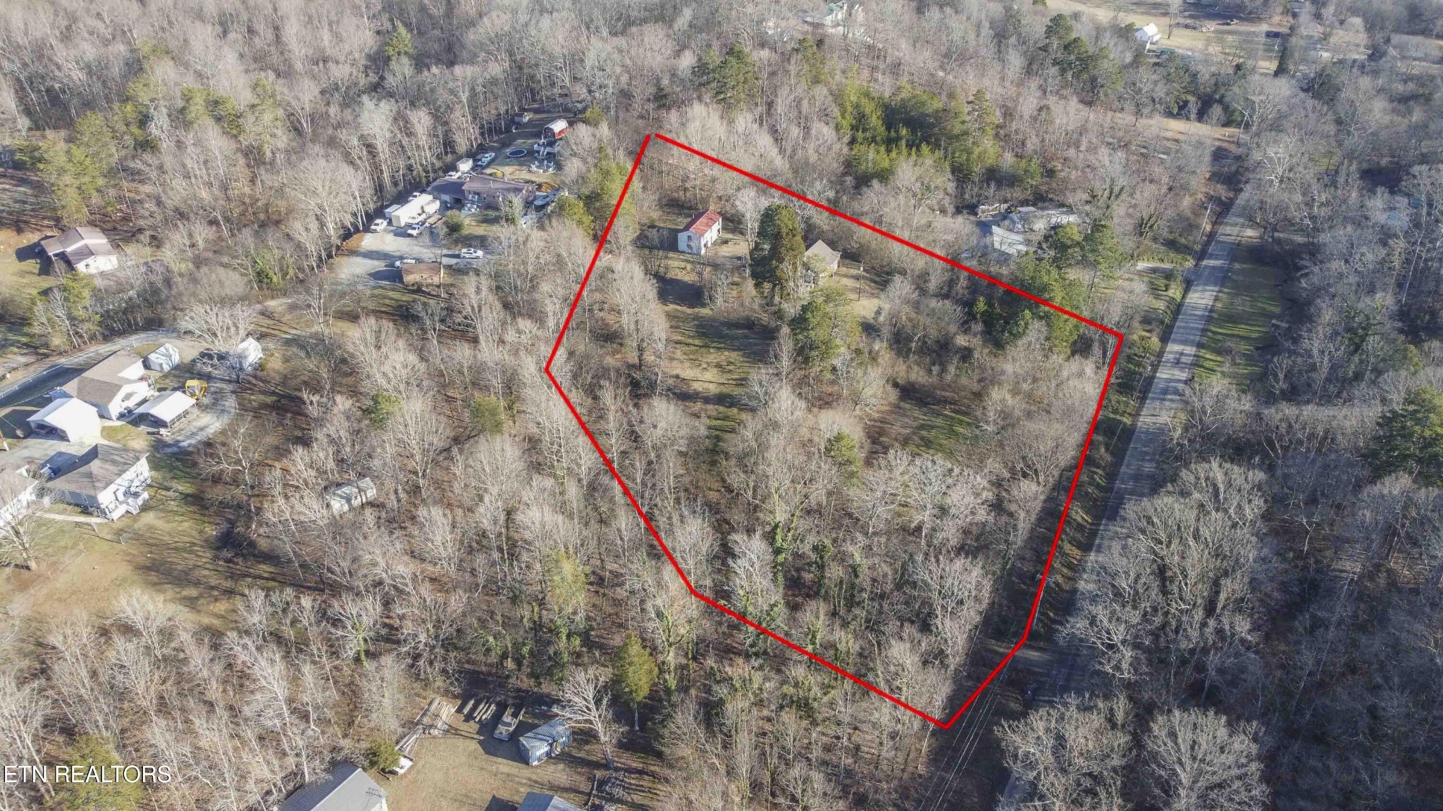 1876 East Old Topside Road Louisville, TN 37777 - Photo 3 of 27 Gallery Image 3