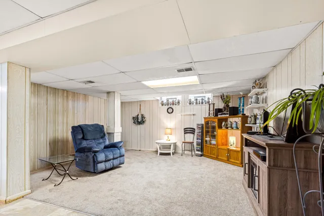 $175,000 | 4 Tony Tiger Trail, Springfield, MI 49037