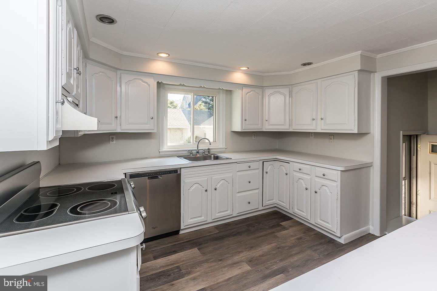 25 Mill Road Havertown, PA 19083 - Photo 12 of 31