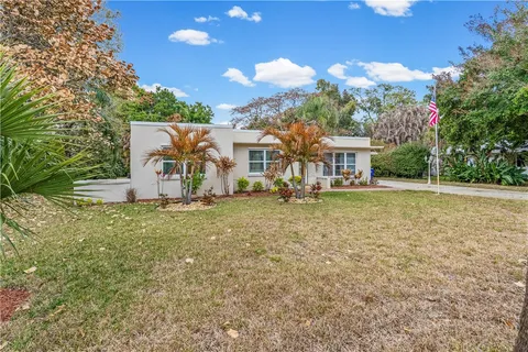 $499,000 | 2145 Buena Vista Boulevard, Vero Beach, FL 32960