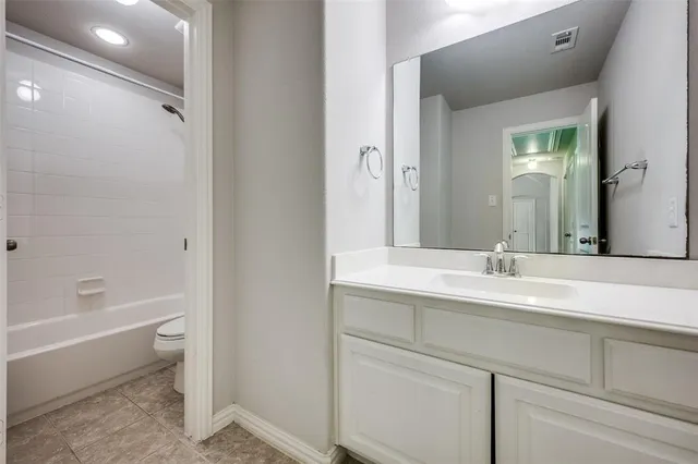 $3,299 | 1000 Sheldon Road, Argyle, TX 76226