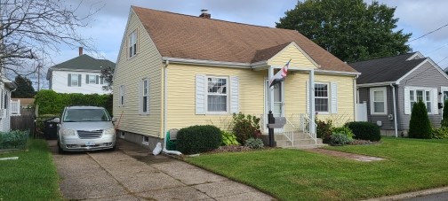 66 1st Street Pawtucket, RI 02861 - Photo 2 of 32
