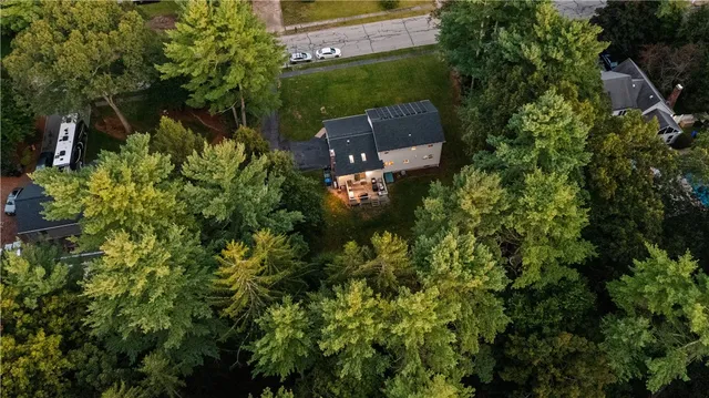 $550,000 | 89 Wisteria Drive, Coventry, RI 02816