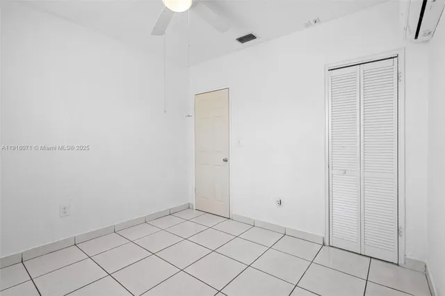 $3,800 | 911 East 32nd Street, Hialeah, FL 33013