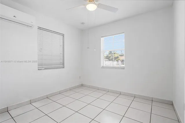 $3,800 | 911 East 32nd Street, Hialeah, FL 33013