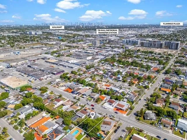 $3,800 | 911 East 32nd Street, Hialeah, FL 33013