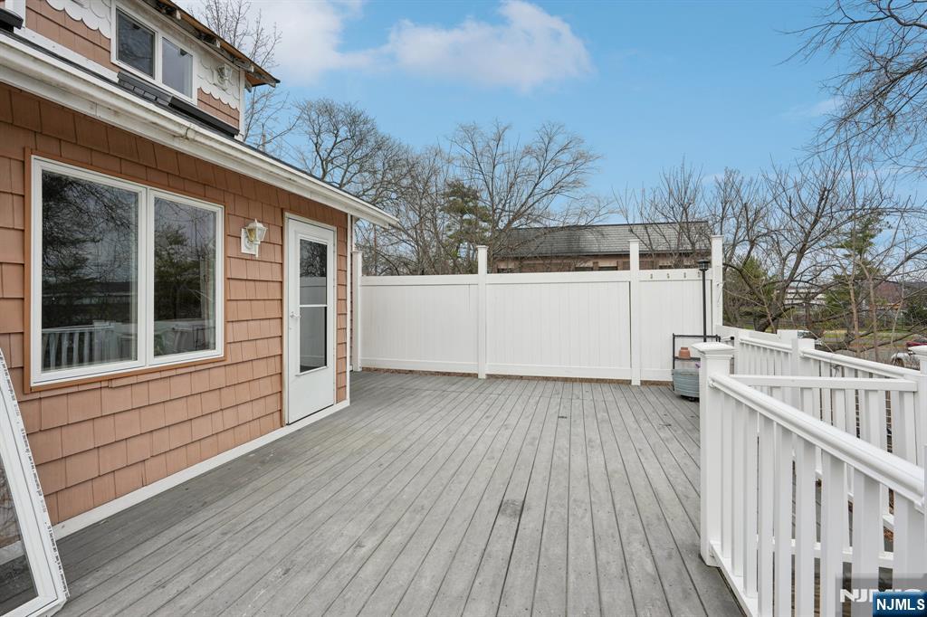 1492 Alps Road Wayne, NJ 07470 - Photo 15 of 20