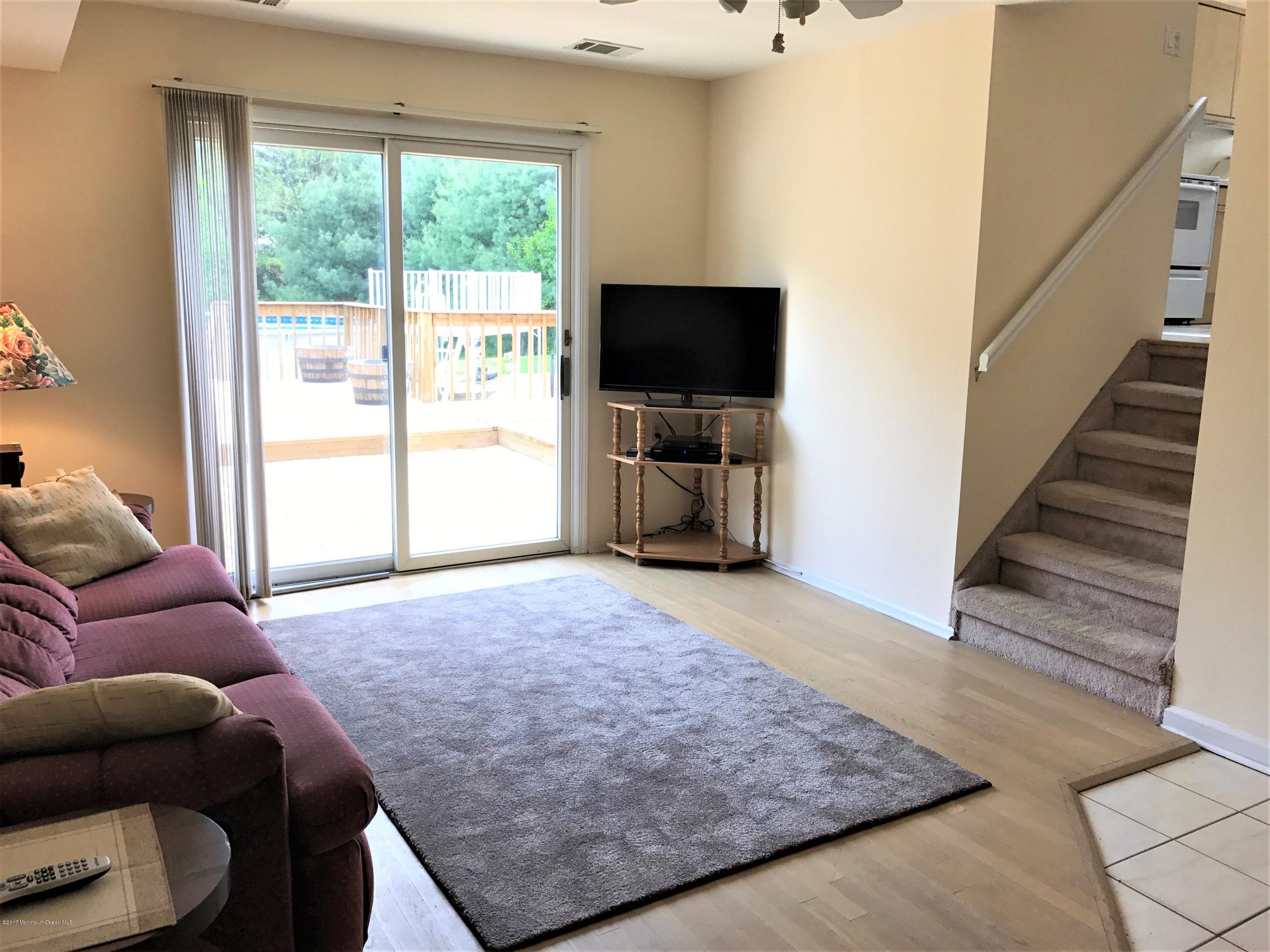 852 Colts Neck Road Freehold, NJ 07728 - Photo 4 of 19 IMG_2197 (2)