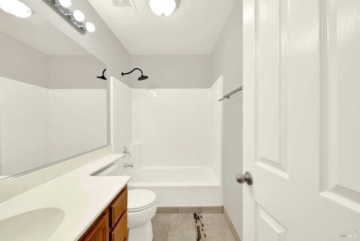 702 Racoon Court Fairfield, CA 94533 - Photo 21 of 37