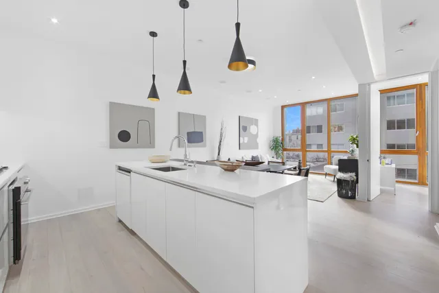 $2,850,000 | 224 North 6th Street, Unit 3A | Williamsburg