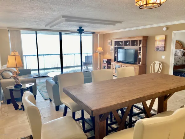 $3,500 | 401 Jimmy Buffett Mem Highway, Unit 142, Satellite Beach, FL 32937