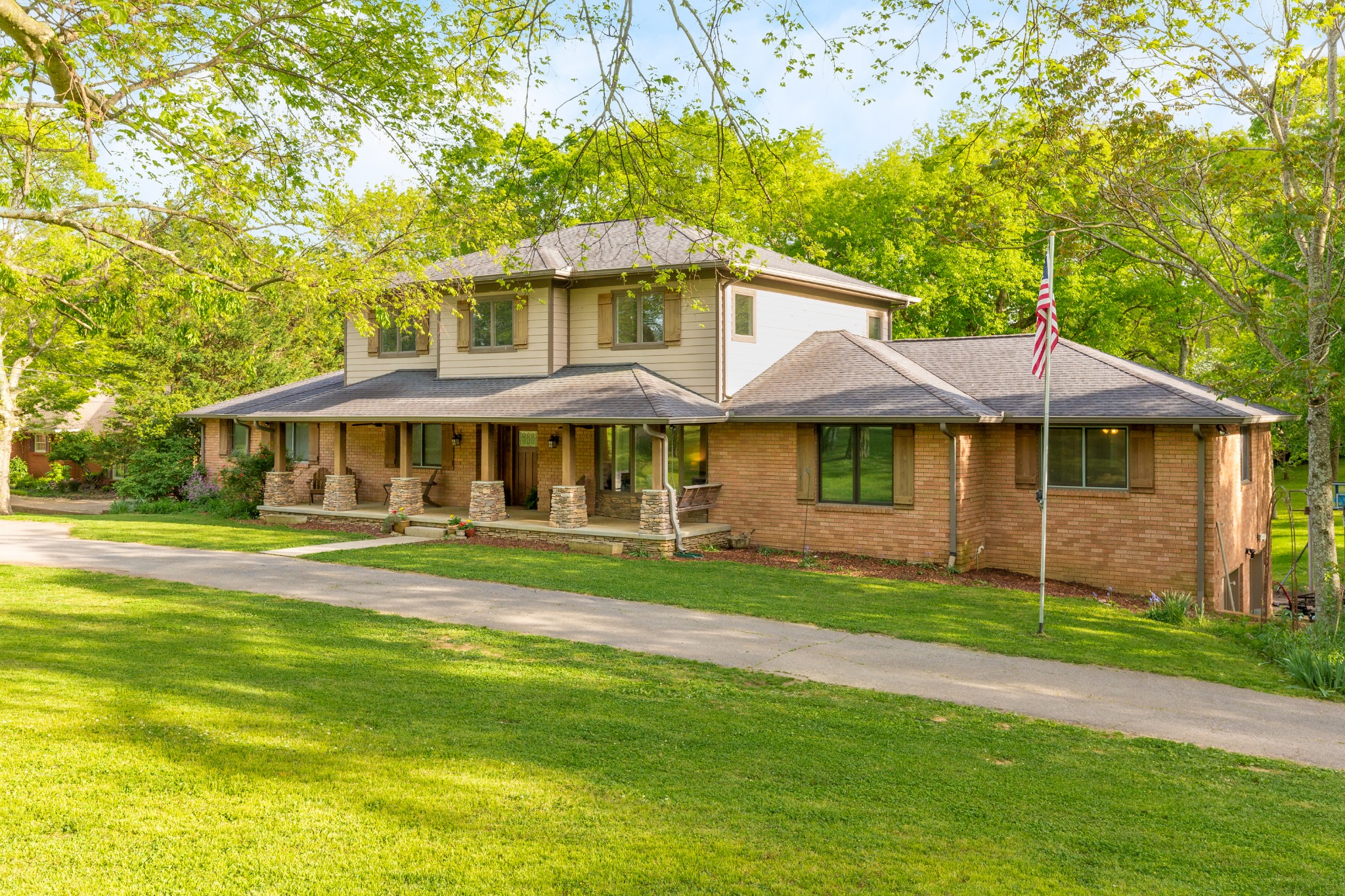 149 Vaughns Gap Road Nashville, TN 37205 - Photo 2 of 44 Gallery Image 2