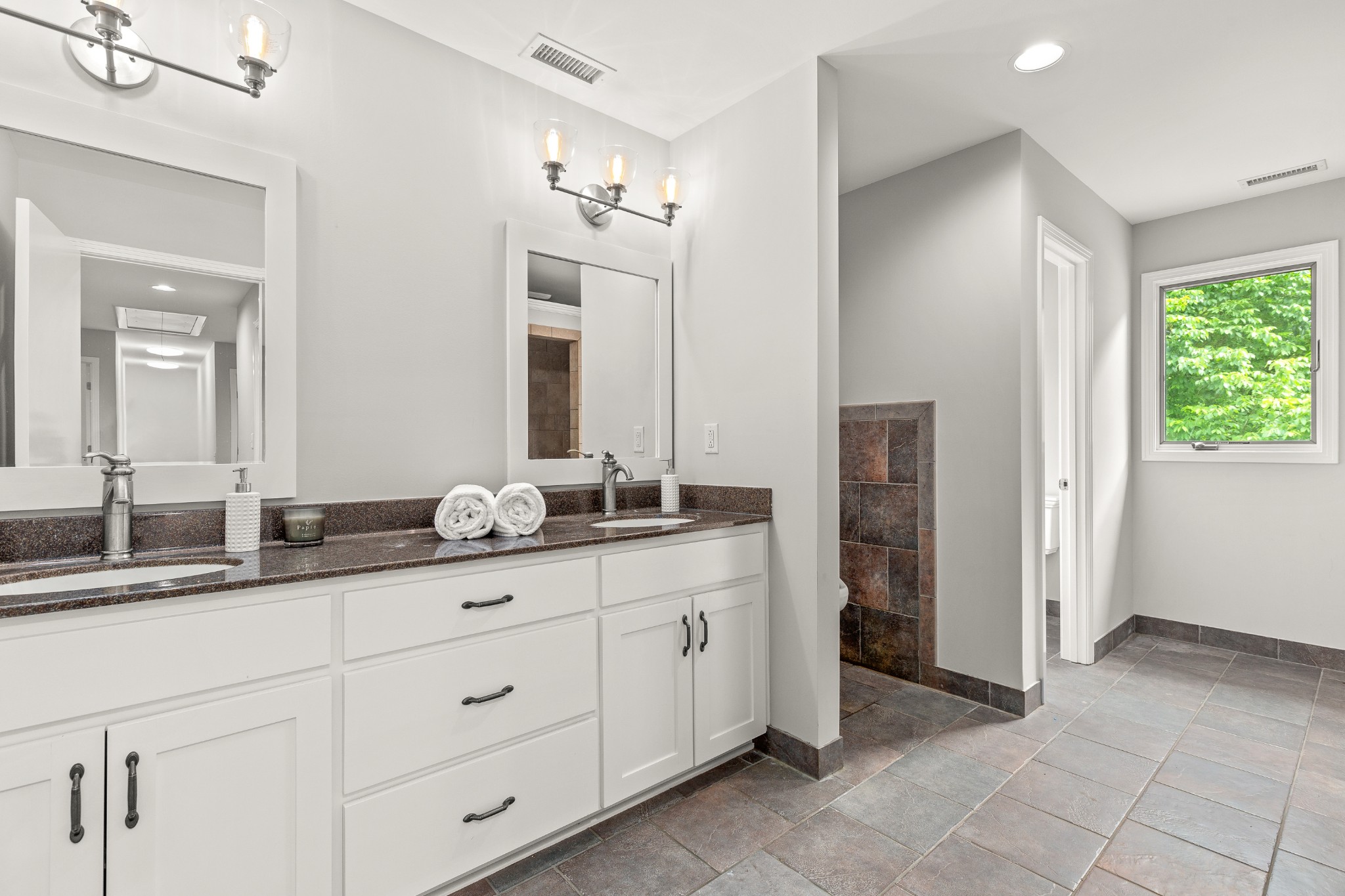 149 Vaughns Gap Road Nashville, TN 37205 - Photo 32 of 44 Gallery Image 32