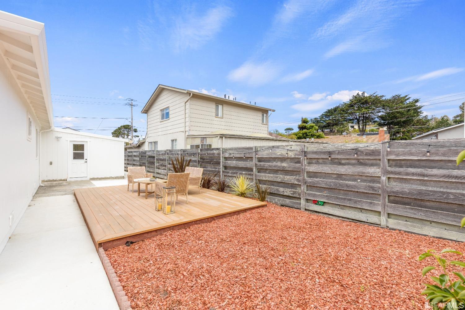 1139 Peralta Road Pacifica, CA 94044 - Photo 38 of 58 a view of a terrace