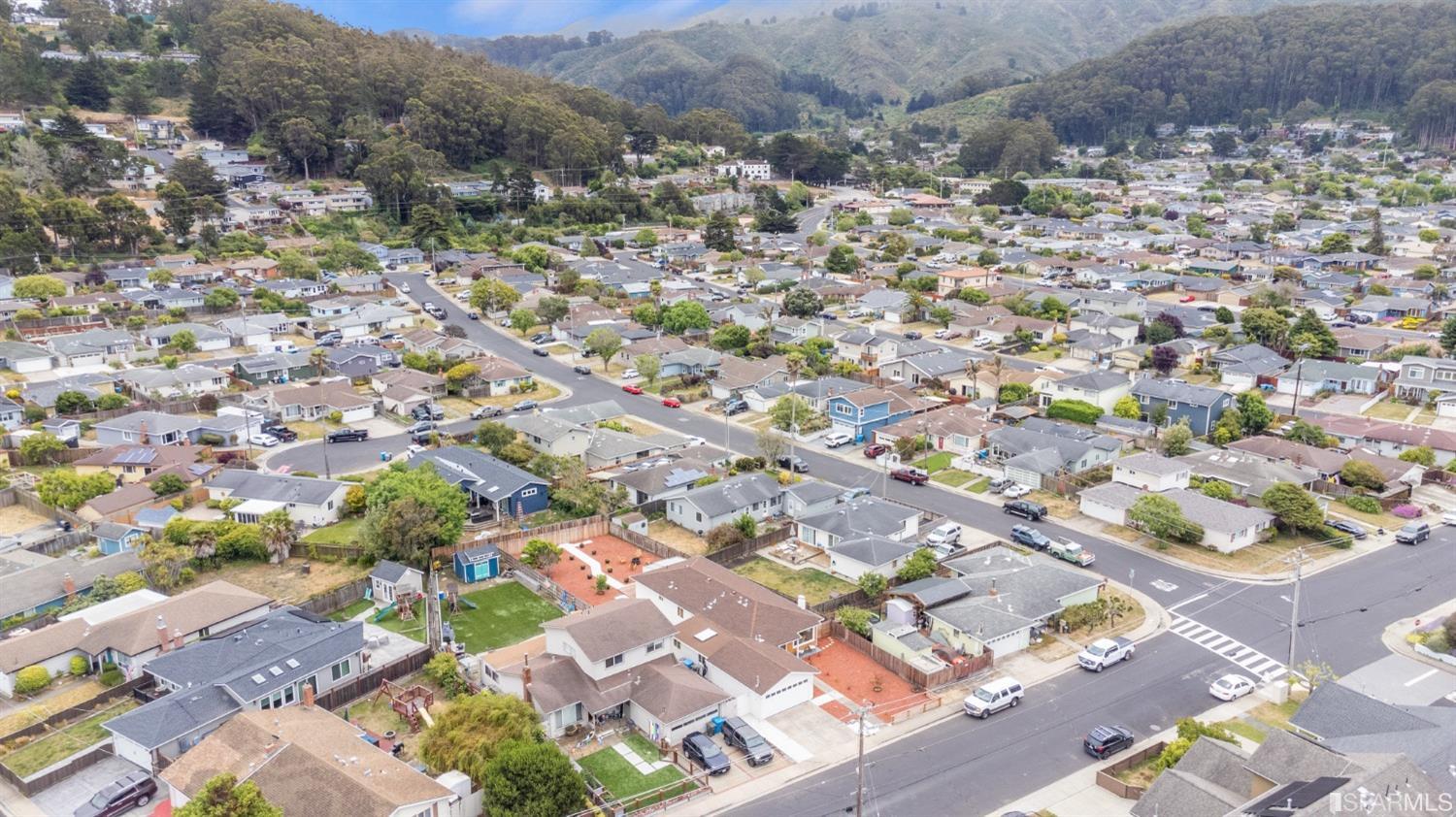 1139 Peralta Road Pacifica, CA 94044 - Photo 53 of 58 an aerial view of residential houses with outdoor space
