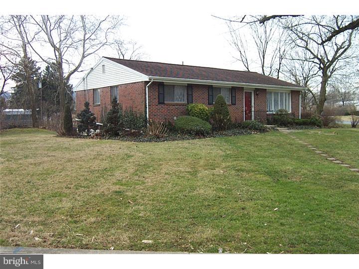 103 Park Avenue Sinking Spring, PA 19608 - Photo 2 of 14 Exterior Side