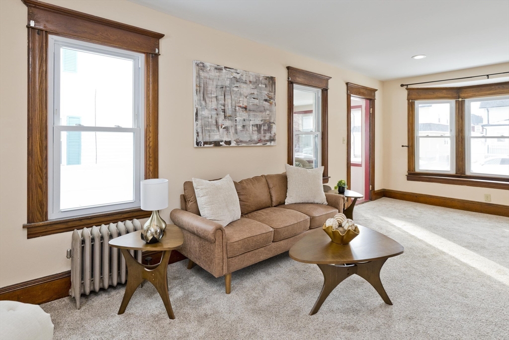 53 Chilson Street Springfield, MA 01118 - Photo 14 of 41