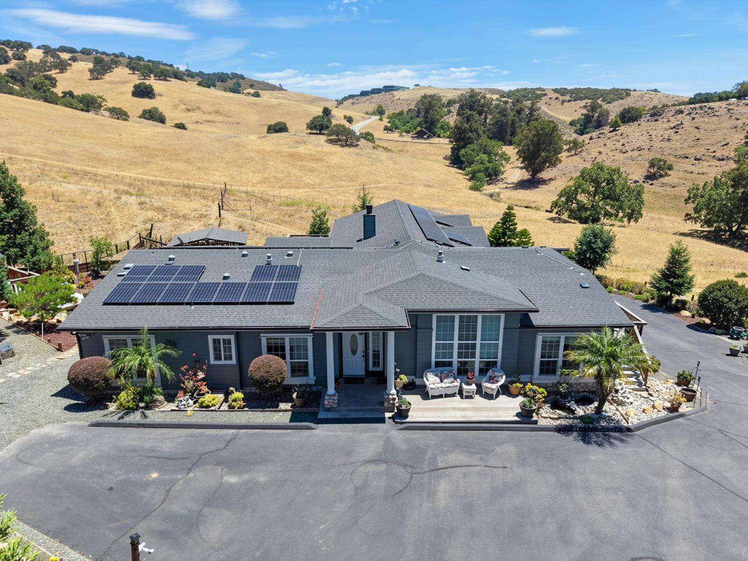 20810 Lost Ranch Road San Jose, CA 95120 - Photo 4 of 77
