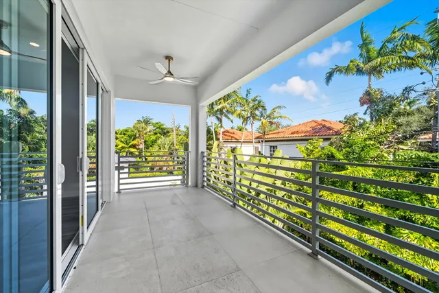 $2,650,000 | 827 Lake Avenue North, Delray Beach, FL 33483
