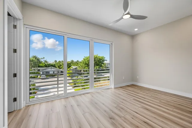 $2,650,000 | 827 Lake Avenue North, Delray Beach, FL 33483