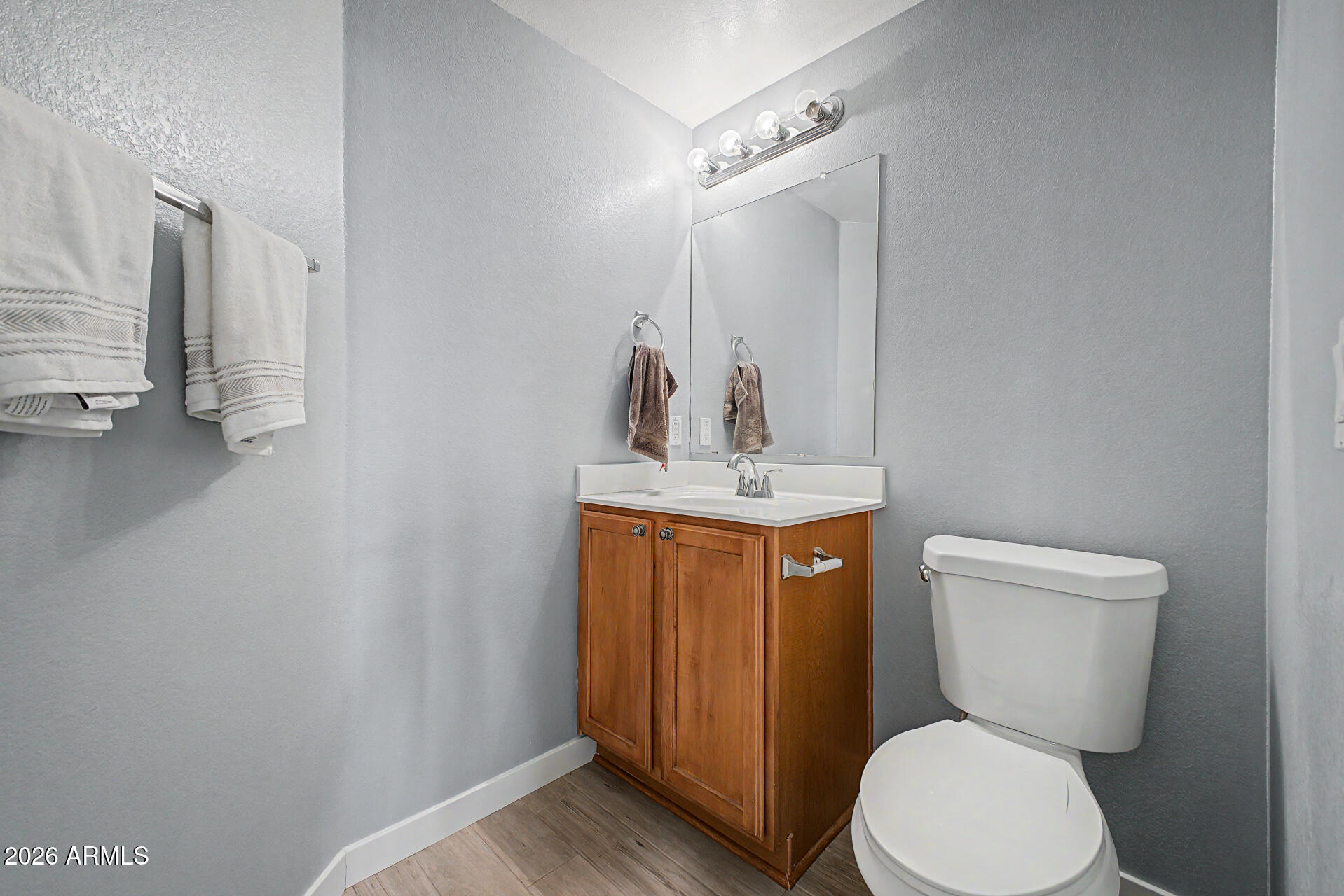2727 North Price Road, Unit 42 Chandler, AZ 85224 - Photo 20 of 32 16 - Price 4242