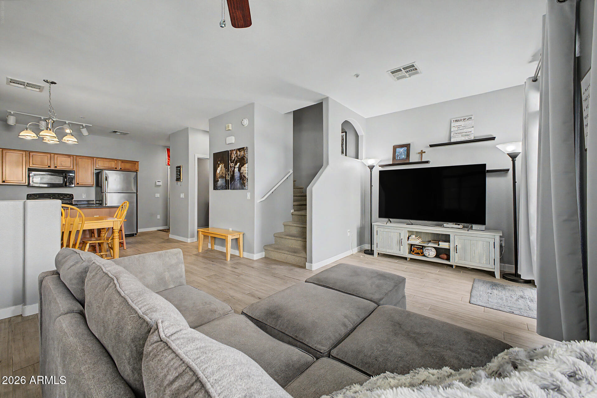 2727 North Price Road, Unit 42 Chandler, AZ 85224 - Photo 2 of 32 08 - Price 4242