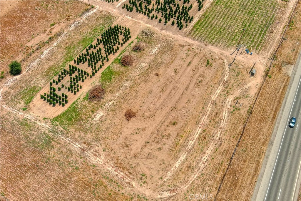 424 Bermuda Place Nipomo, CA 93444 - Photo 45 of 62 a close up of a white sink under a large window