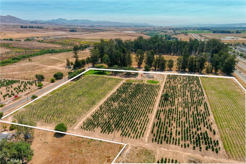 424 Bermuda Place Nipomo, CA 93444 - Photo 7 of 62 a view of swimming pool with a terrace