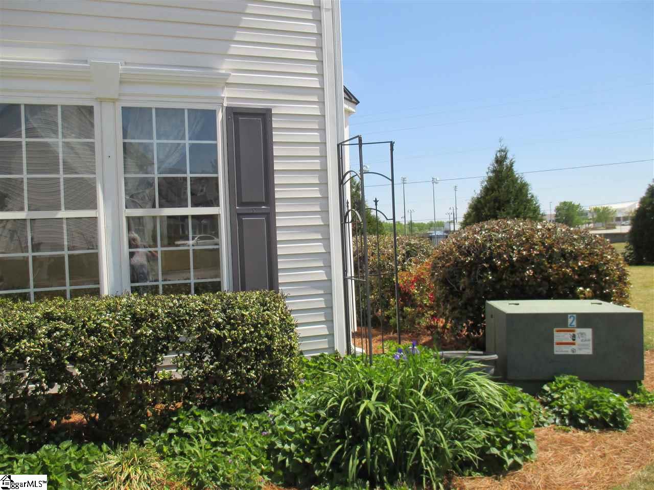 22 Spring Crossing Circle Greer, SC 29650 - Photo 3 of 8