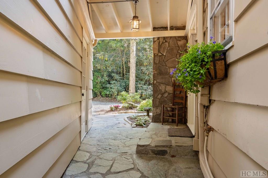 320 Holt Knob Road Highlands, NC 28741 - Photo 24 of 29 Gallery Image 24