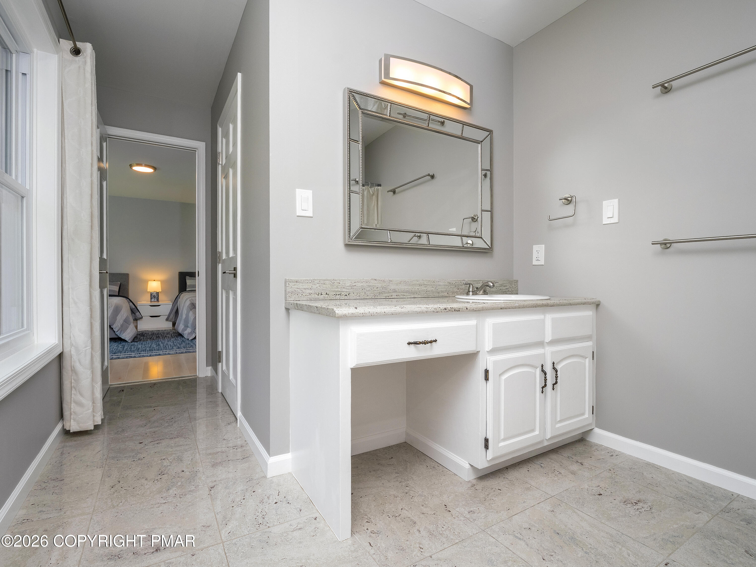 1117 Red Fox Road East Stroudsburg, PA 18301 - Photo 41 of 61 042_2nd Floor En-Suite Bath
