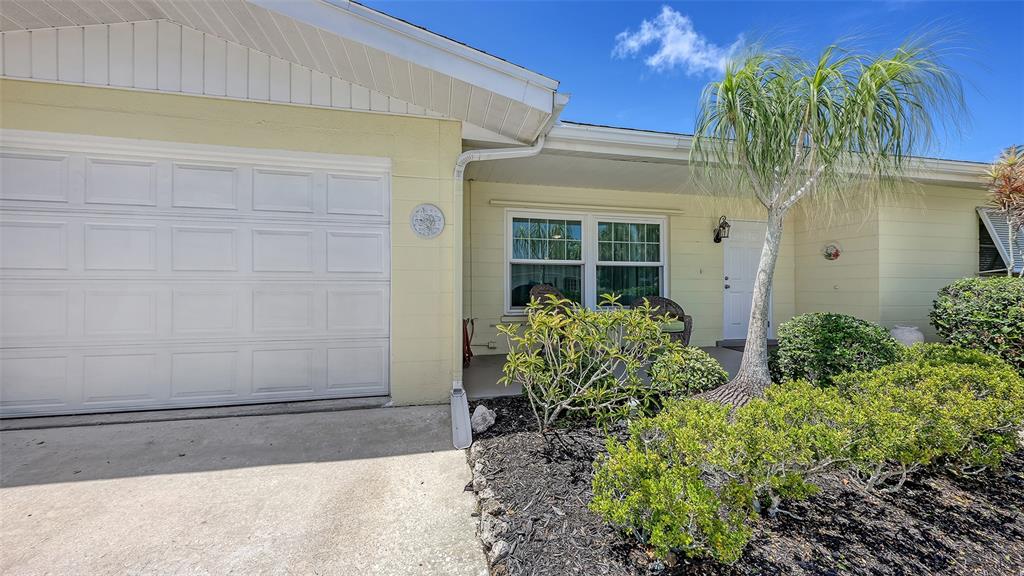 524 Glen Oak Road Venice, FL 34293 - Photo 5 of 34