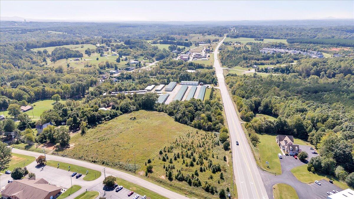 Lot 2 Rucker Road Moneta, VA 24121 - Photo 9 of 22 09-Downtom Moneta_09