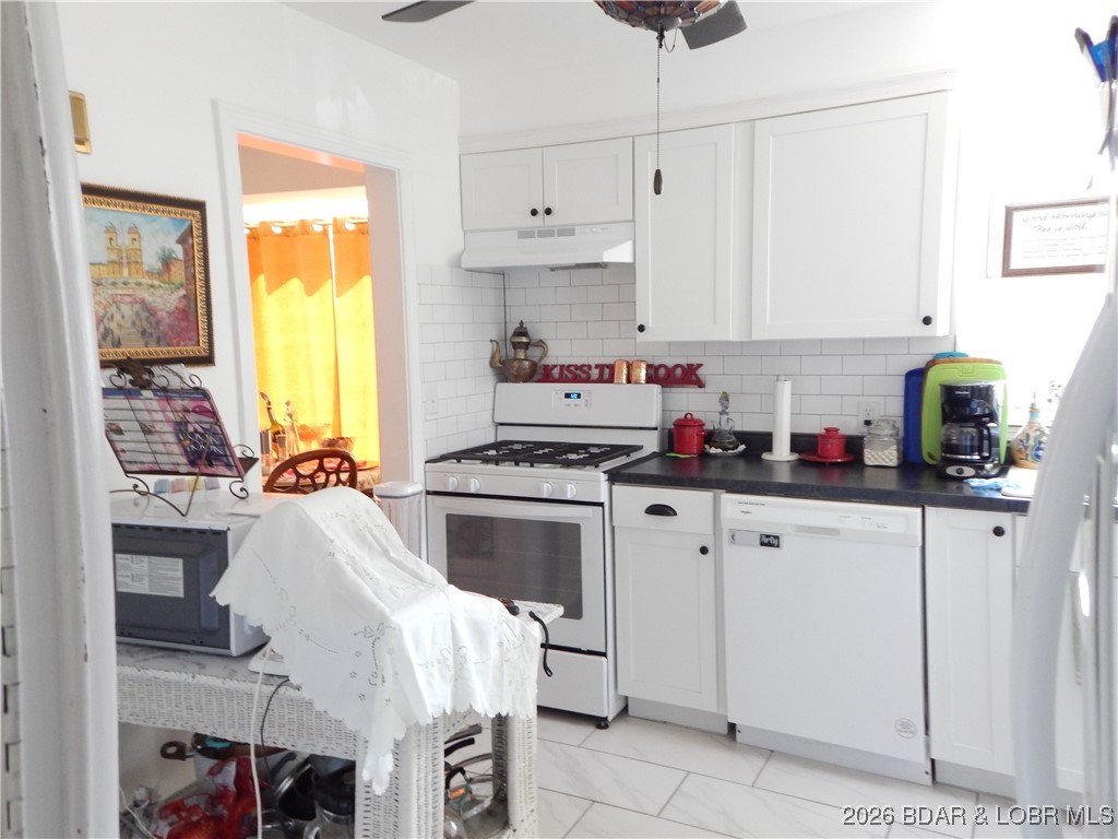 407 East Newton Street Eldon, MO 65026 - Photo 16 of 28 All new appliances