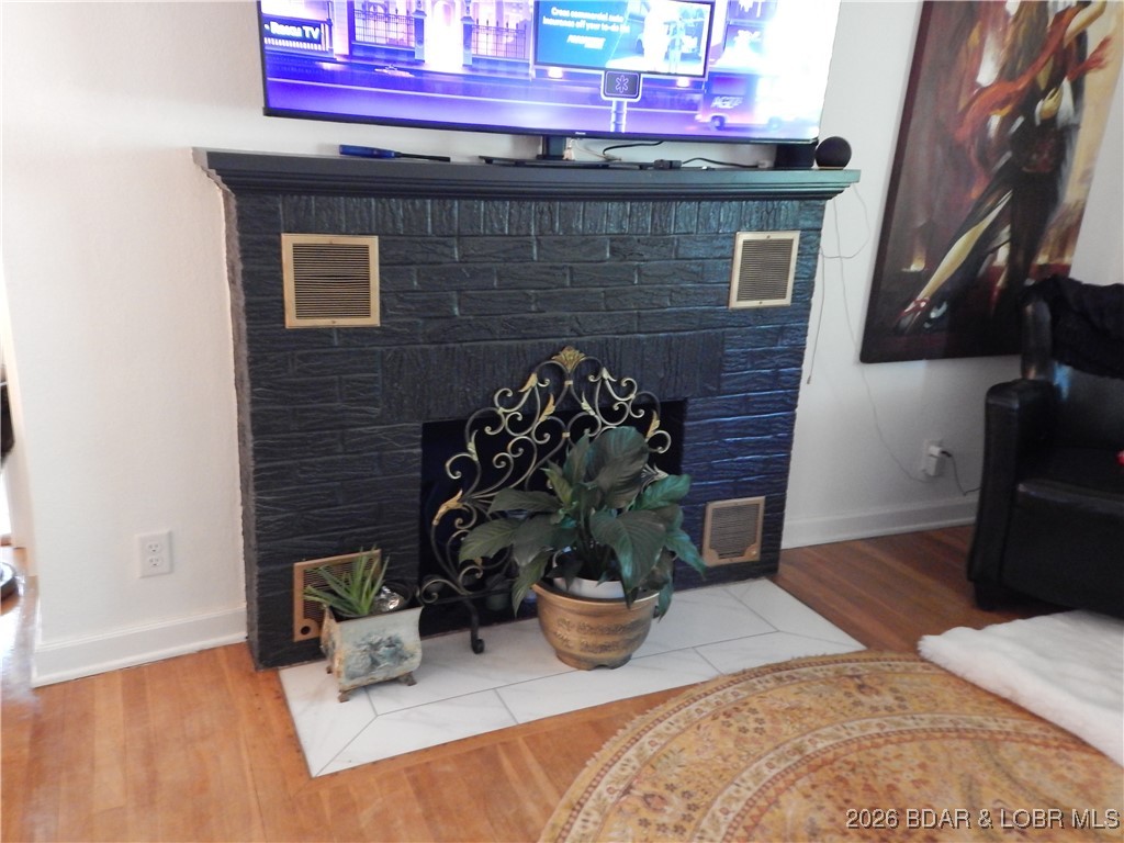 407 East Newton Street Eldon, MO 65026 - Photo 3 of 28 Fireplace