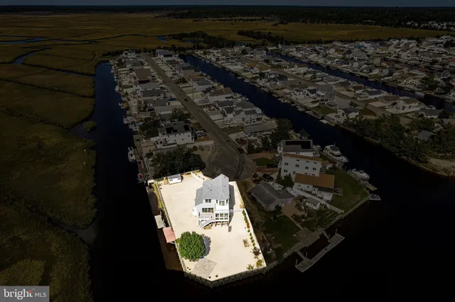 $1,199,000 | 44 South Portland Drive, Tuckerton, NJ 08087