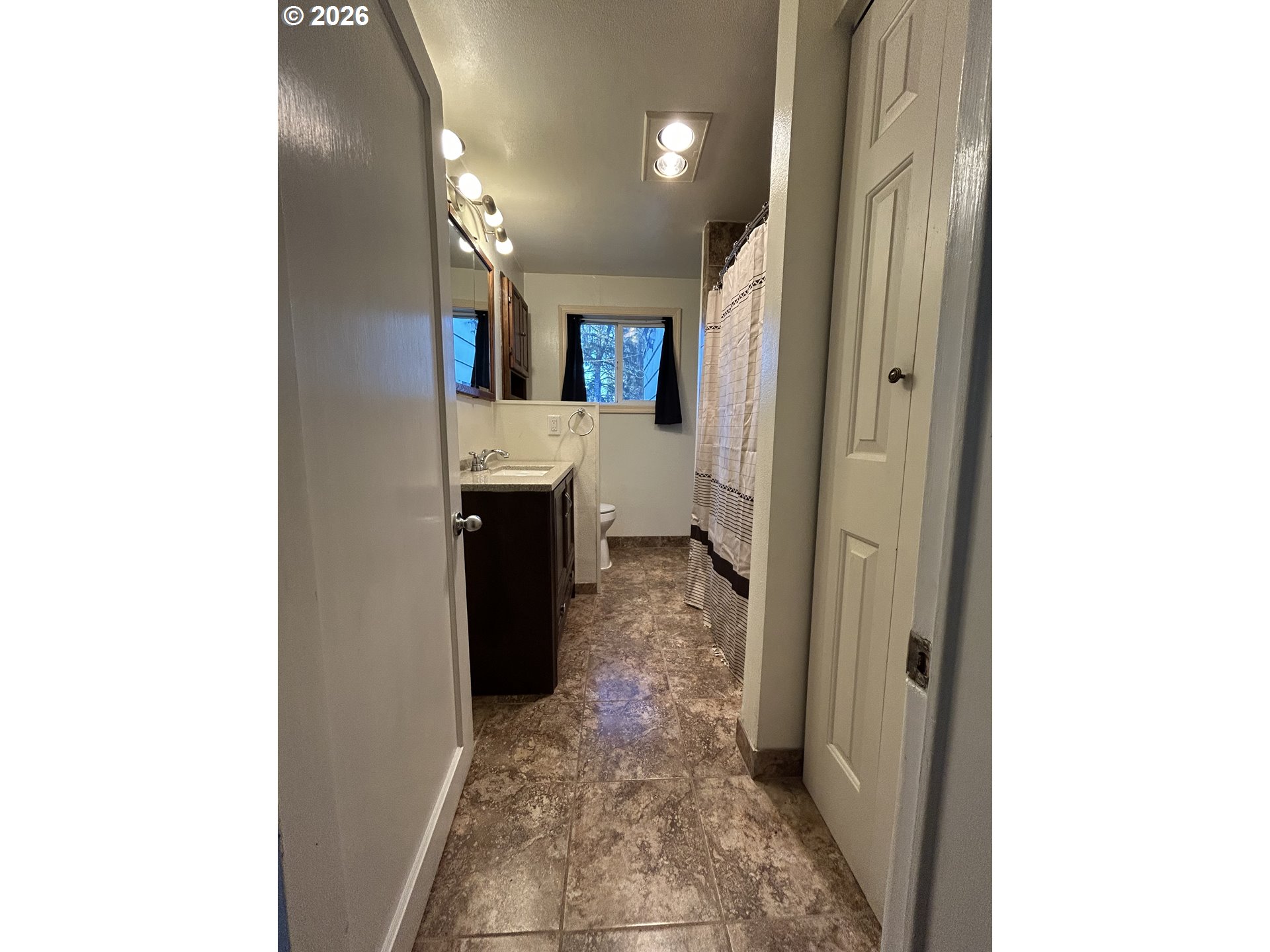 1708 I Street Springfield, OR 97477 - Photo 10 of 23