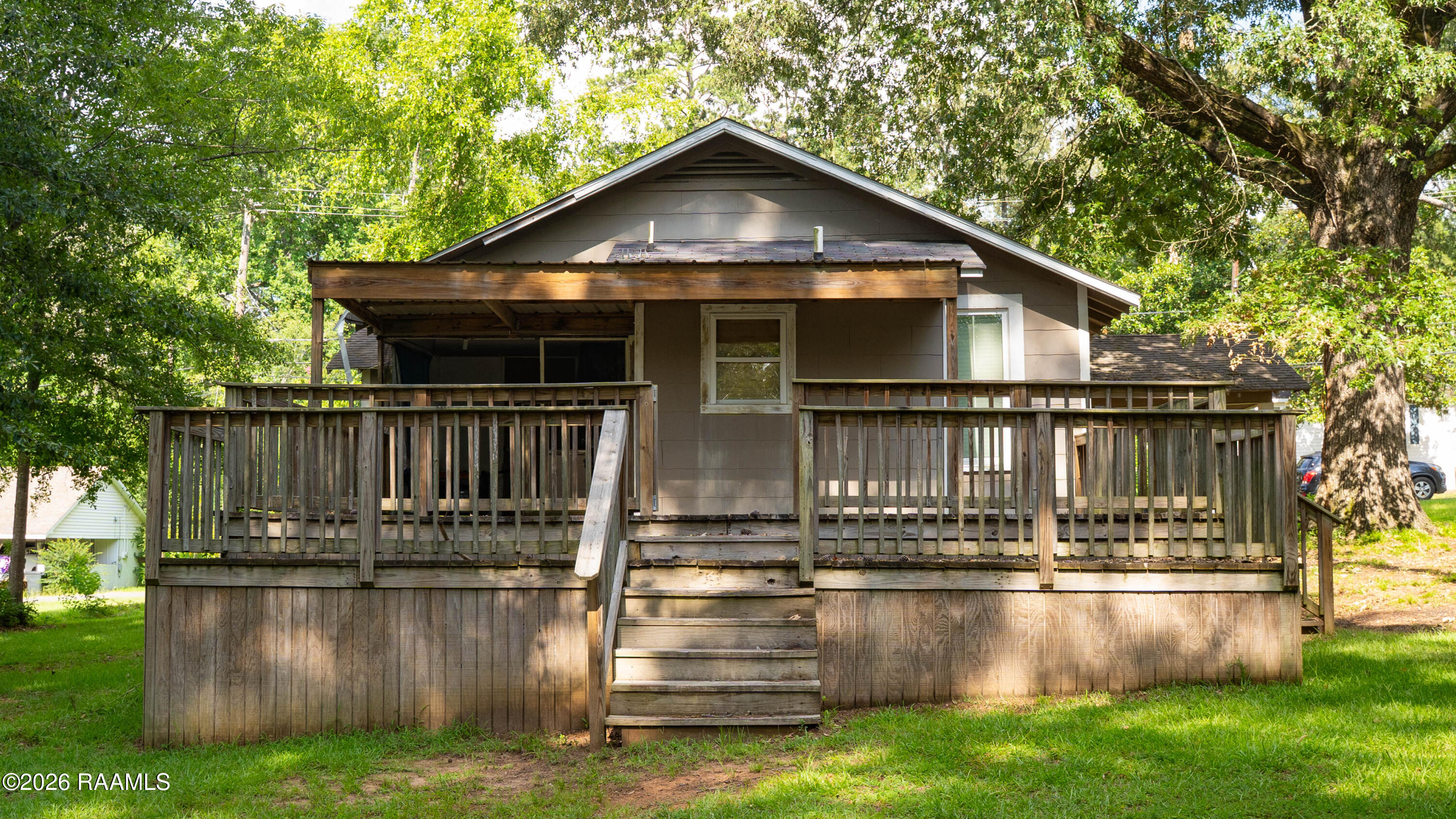 1045 North Capitol Street Many, LA 71449 - Photo 3 of 16 10 (1)