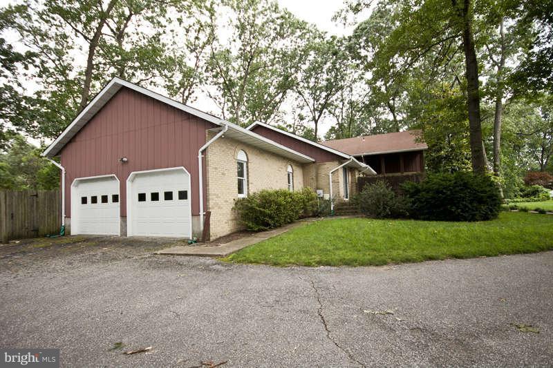 7887 Chestnut Leaf Road Severn, MD 21144 - Photo 2 of 30 Two Car Garage w extra storage space