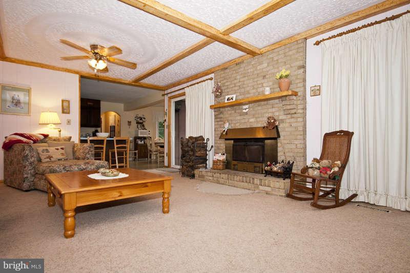 7887 Chestnut Leaf Road Severn, MD 21144 - Photo 16 of 30 Family Room
