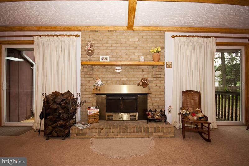 7887 Chestnut Leaf Road Severn, MD 21144 - Photo 17 of 30 Family Room