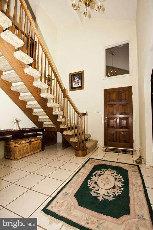 7887 Chestnut Leaf Road Severn, MD 21144 - Photo 3 of 30 Foyer