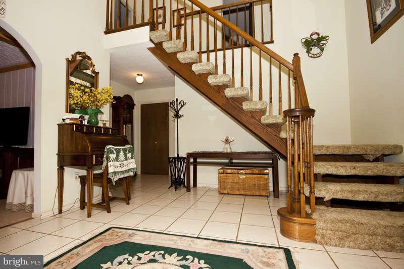 7887 Chestnut Leaf Road Severn, MD 21144 - Photo 4 of 30 Interior General