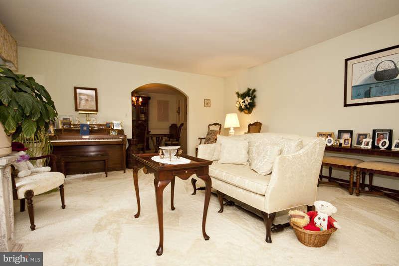 7887 Chestnut Leaf Road Severn, MD 21144 - Photo 6 of 30 Formal Living Room
